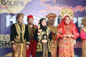 LOMBA FASHION SHOW GALERI 2023