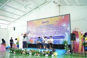 Penampilan Gitar Akustik