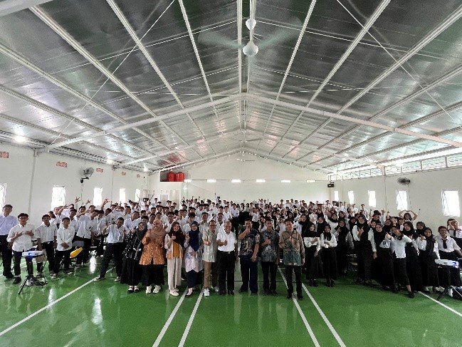 LANGKAH STRATEGIS MENUJU DUNIA KERJA KENALI POTENSIMU DAN SIAPKAN MASA DEPANMU