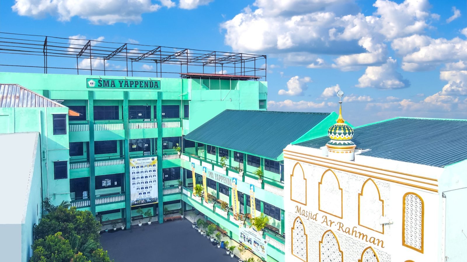 GEDUNG SMA YAPPENDA